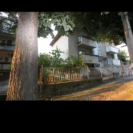 Linden *